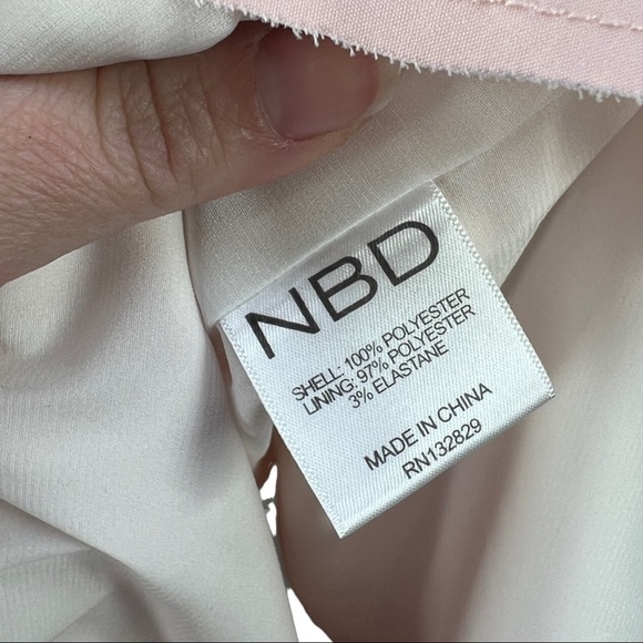 NWT NBD Senseless Deep V Neck & Open Back Pale Pink Dress Size M - Picture 9 of 10